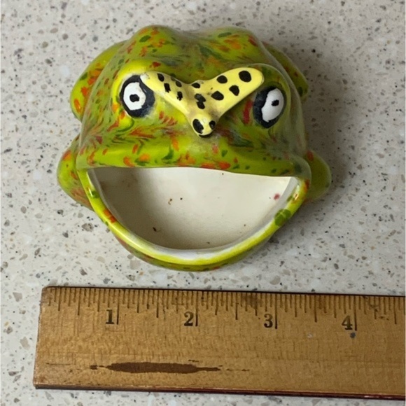 Vintage Ceramic Frog Soap Sponge Holder Dish - Picture 8 of 9